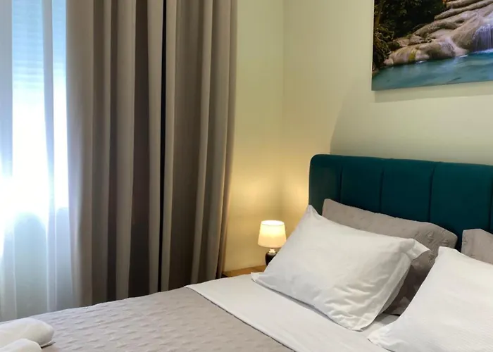 Panto * Τίρανα