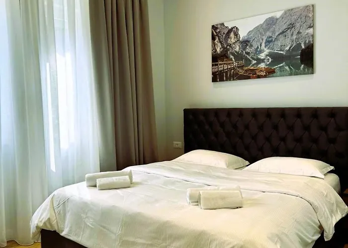 Panto * Τίρανα